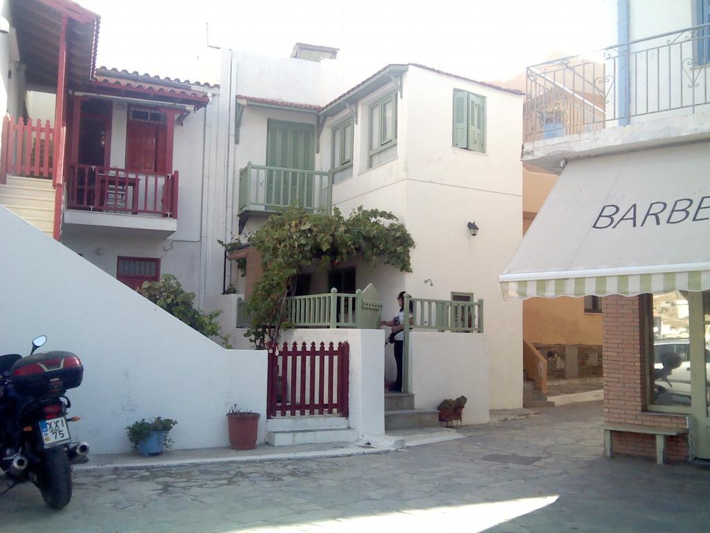 Вилла The House In The Port Korissia  Экстерьер фото